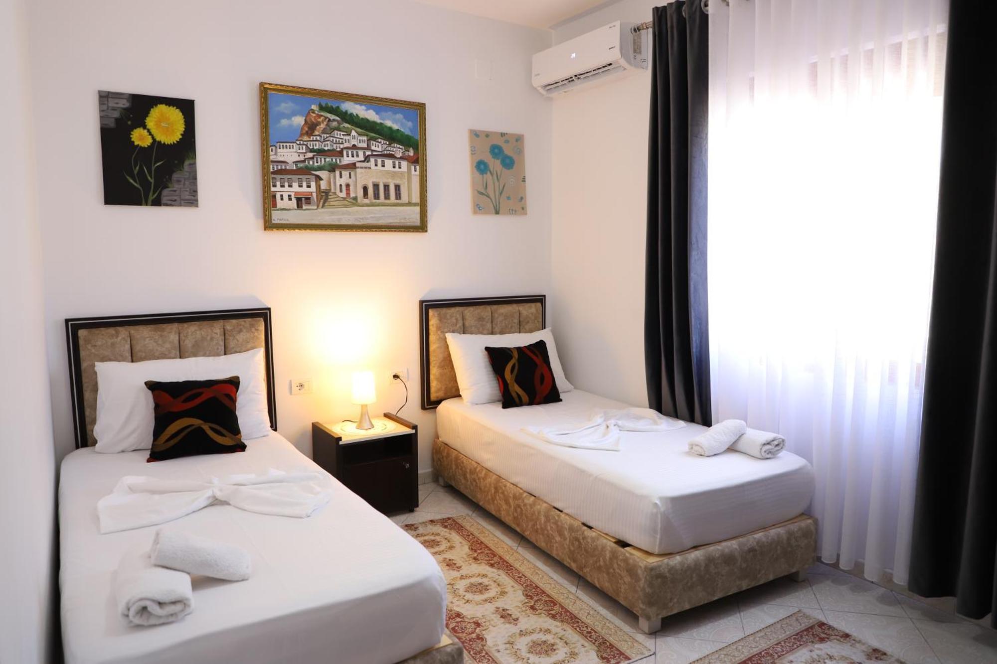 Guest House Marjo Μπεράτ Εξωτερικό φωτογραφία